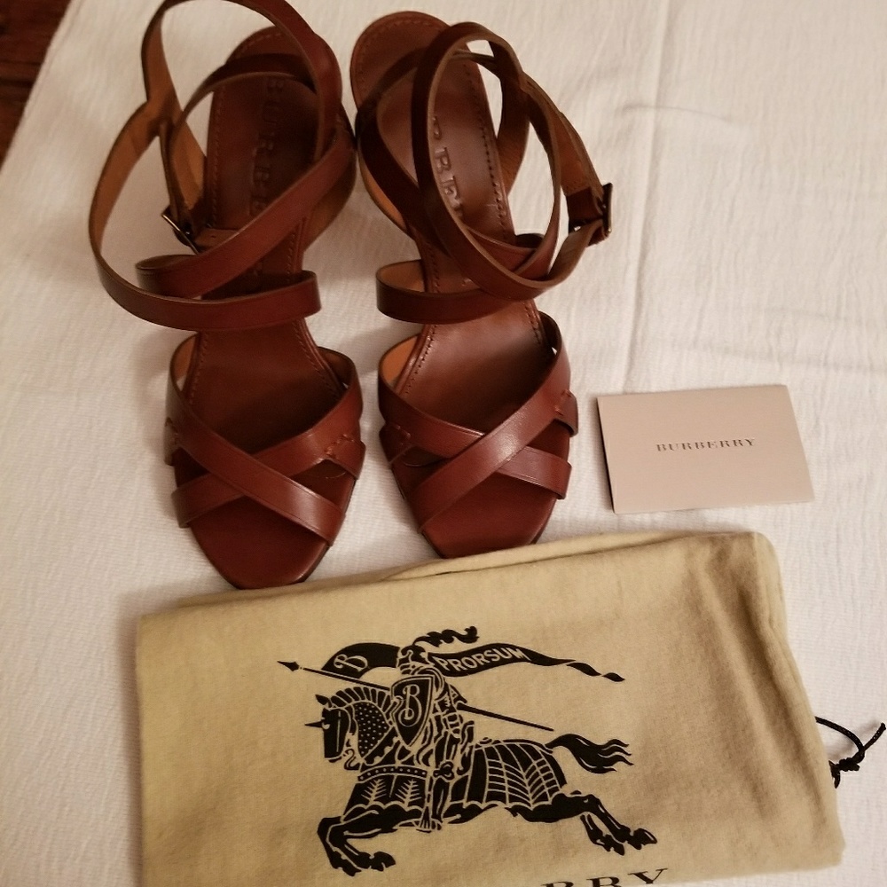 Burberry shoes size 38